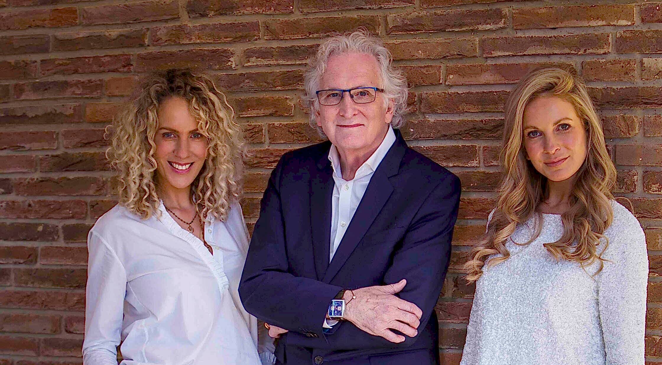 Family_AlexDavidson_RichardDavidson_ClaudiaDavidson_DAVIDSONLondon LR