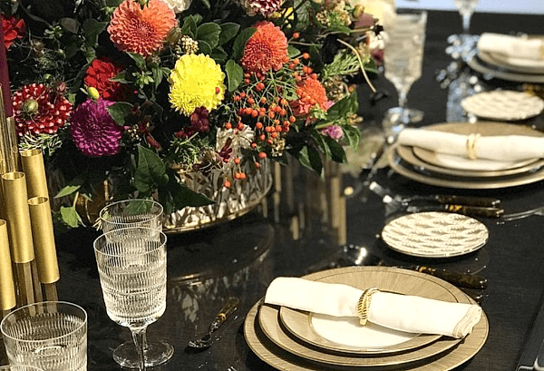 Decorating Dining Table For The Festive Season cover